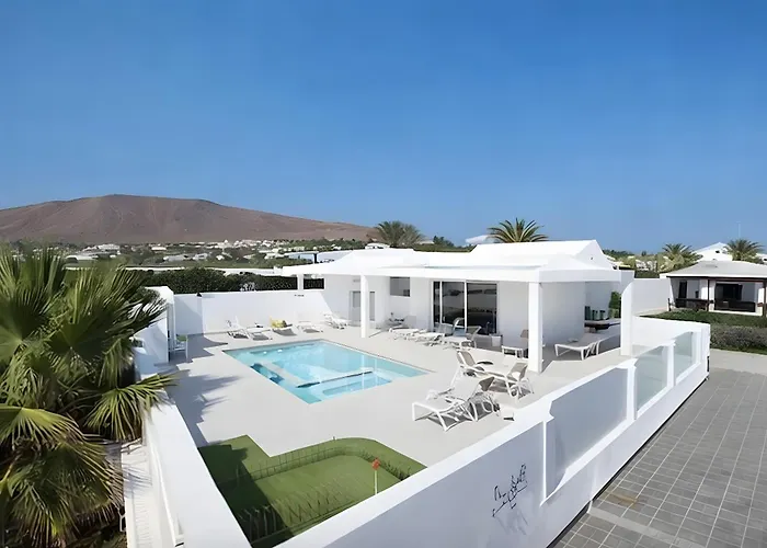 Esmerad Villa *